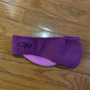 Outdoor research ear band